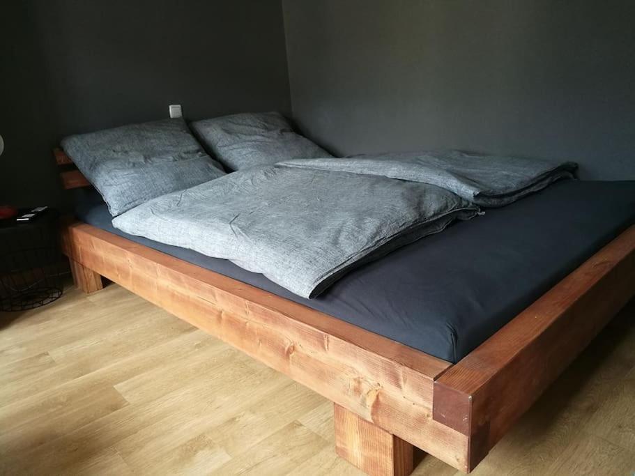 Ganzes Haus, Zentrale Lage Adenau Nuerburgring Apartamento Exterior foto